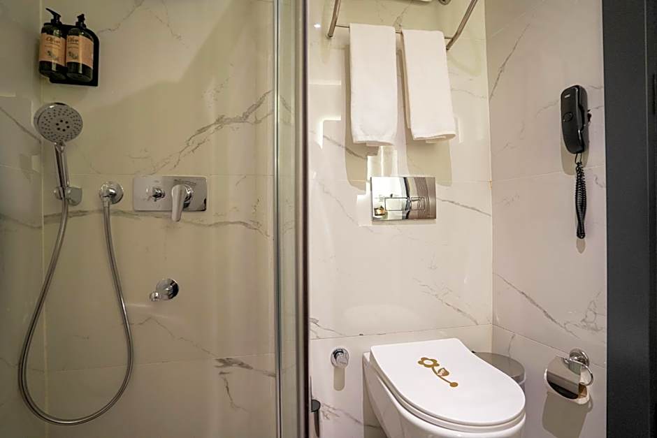 Kucuk Velic Hotel