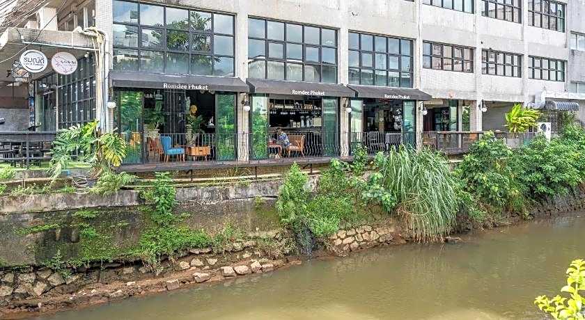 Quip Bed & Breakfast Phuket Hotel