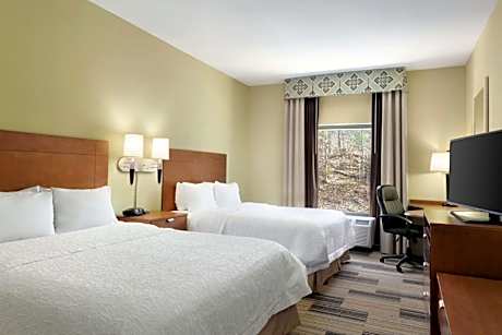 2 Queen Beds Nonsmoking