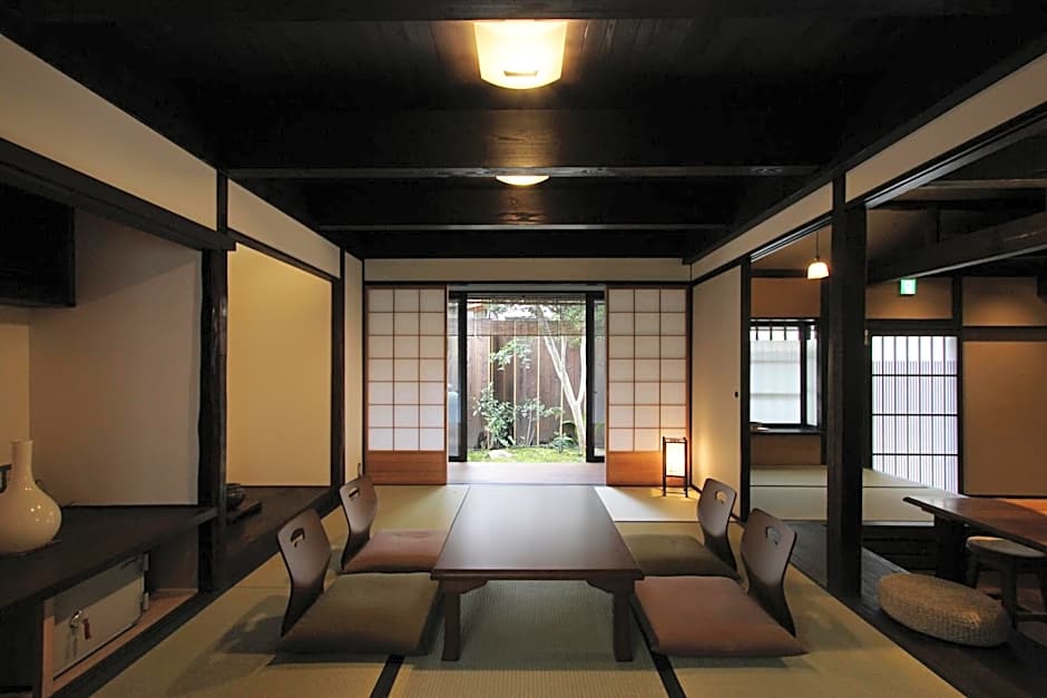 Momohana an Machiya House