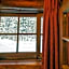 Storm Mountain Lodge & Cabins