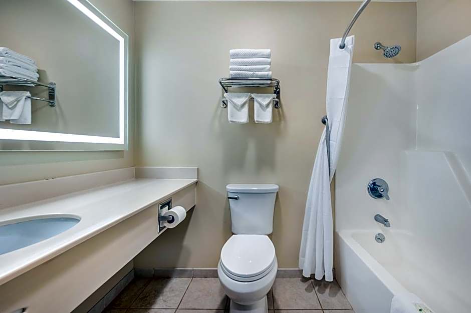 Quality Inn & Suites Rockport - Owensboro North