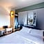 B&B HOTEL Pau Zénith