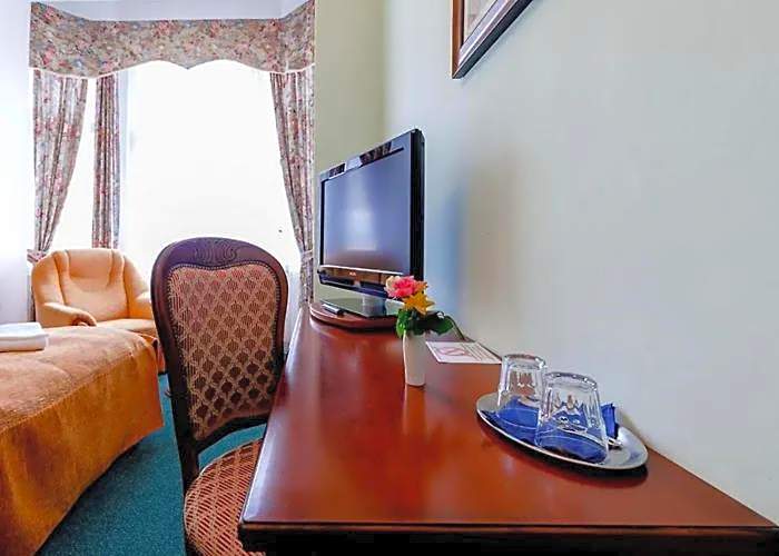 Hotel Ester