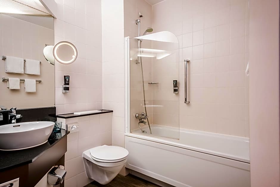 Leonardo Hotel Aachen