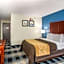 Comfort Inn & Suites Pittsburgh Fox Chapel