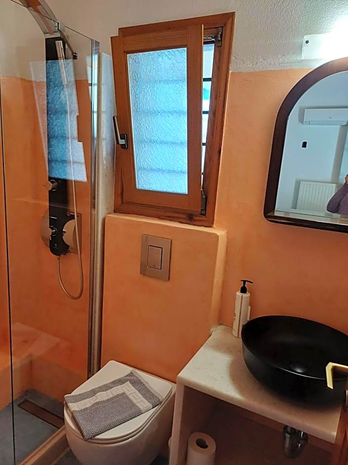 Siroco's Rooms And Studios