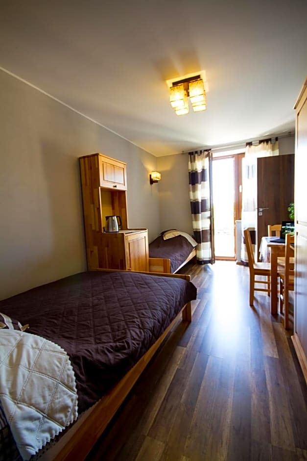 Pokoje goscinne "U Adaska"