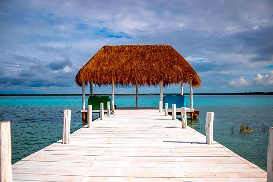 Royal Palm Bacalar Cabañas & Lagoon Club