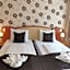 Six Inn Hotel
