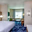 Fairfield Inn & Suites by Marriott McPherson