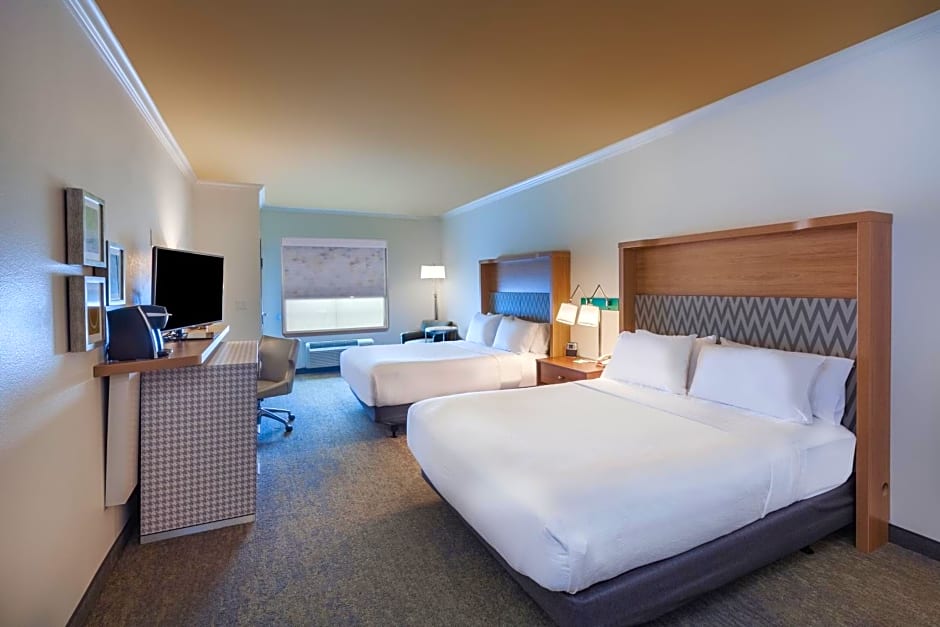 Holiday Inn & Suites McKinney - N Allen, an IHG Hotel