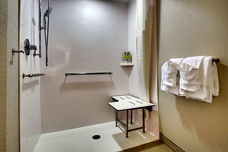 Holiday Inn Express And Suites Atlantic City W Pleasantville By IHG