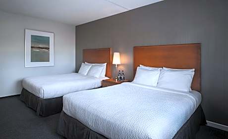 Executive 2 Queen Beds