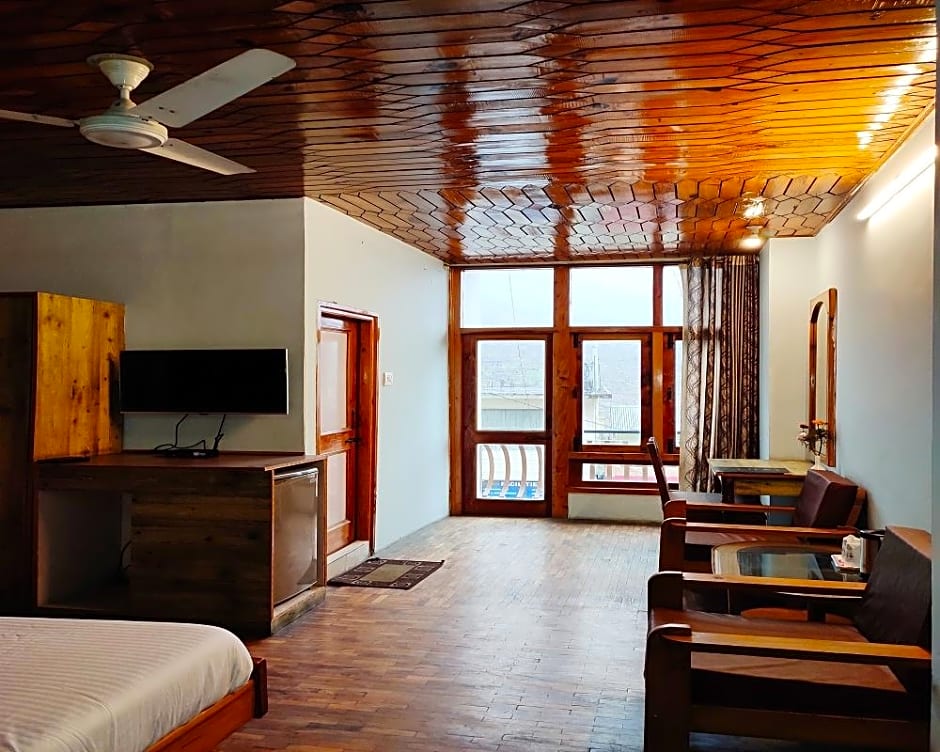 Himalayan Hamlet Valley View Kullu