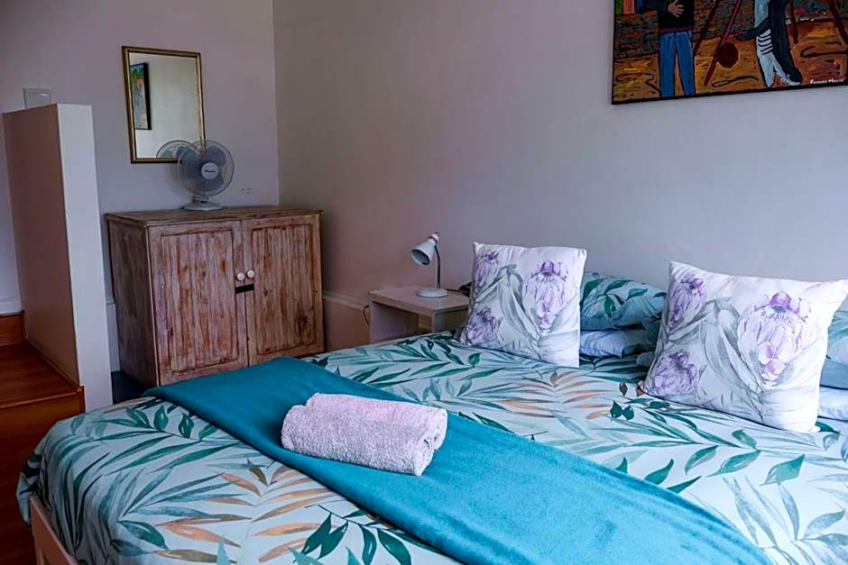 Hermanus Backpackers & Budget Accommodation