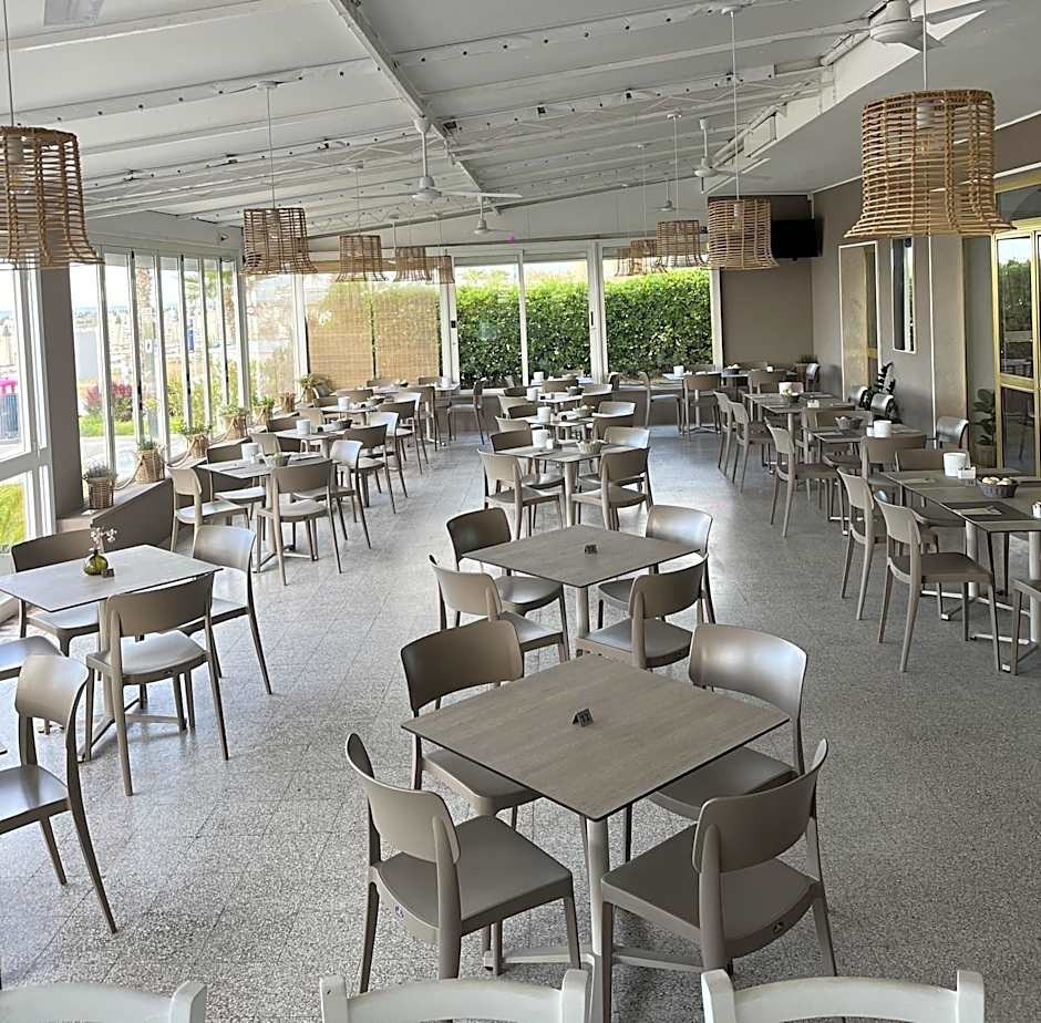 Hotel Silva Frontemare PARK & BEACH-PLACE INCLUDED