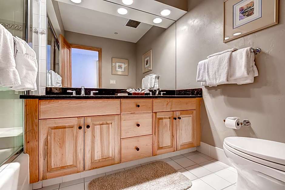 St James Beaver Creek, A Vail Resorts Property