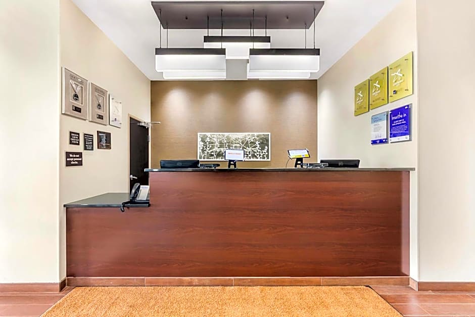 Sleep Inn & Suites Devils Lake