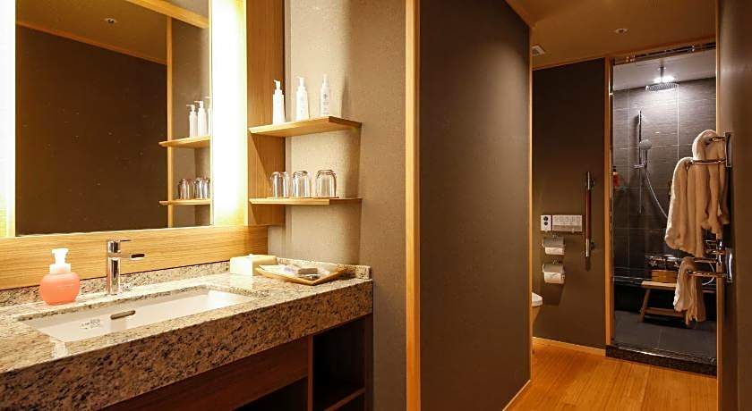 THE SHIROYAMA TERRACE TSUYAMA VILLA