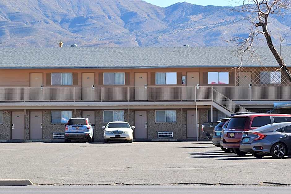 Satellite Inn