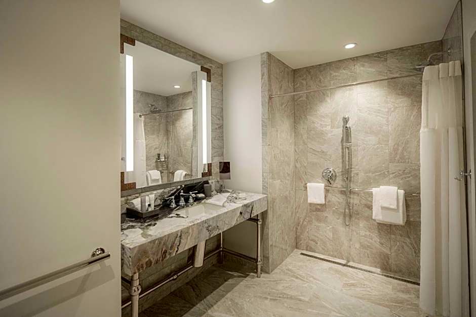 JW Marriott Savannah Plant Riverside District