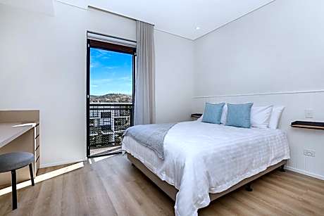 Queen Room with Kitchenette