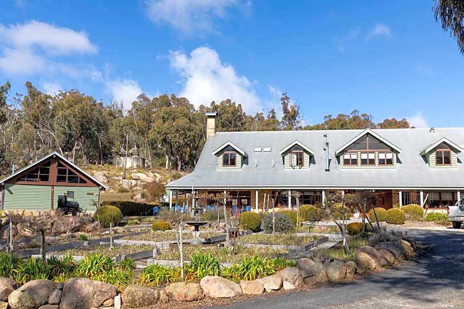 Girraween Country Inn