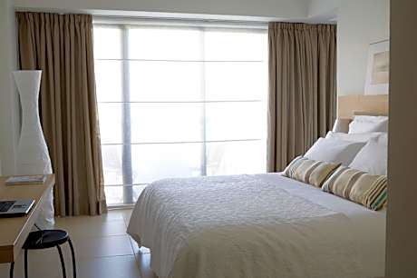 Superior Double or Twin Room with Side Sea View