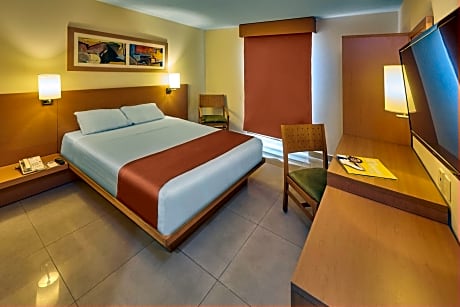 City Express by Marriott Mazatlán
