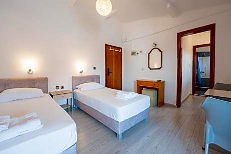 Economy Twin Room