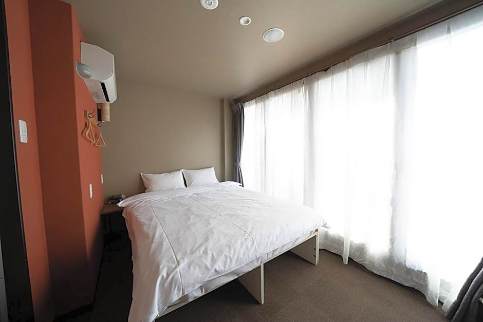 Photo 1 of 6 of Double Room