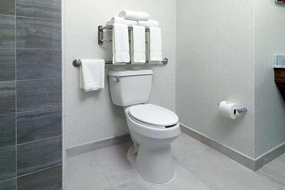 Holiday Inn & Suites - Monterrey Apodaca Zona Airport, an IHG Hotel