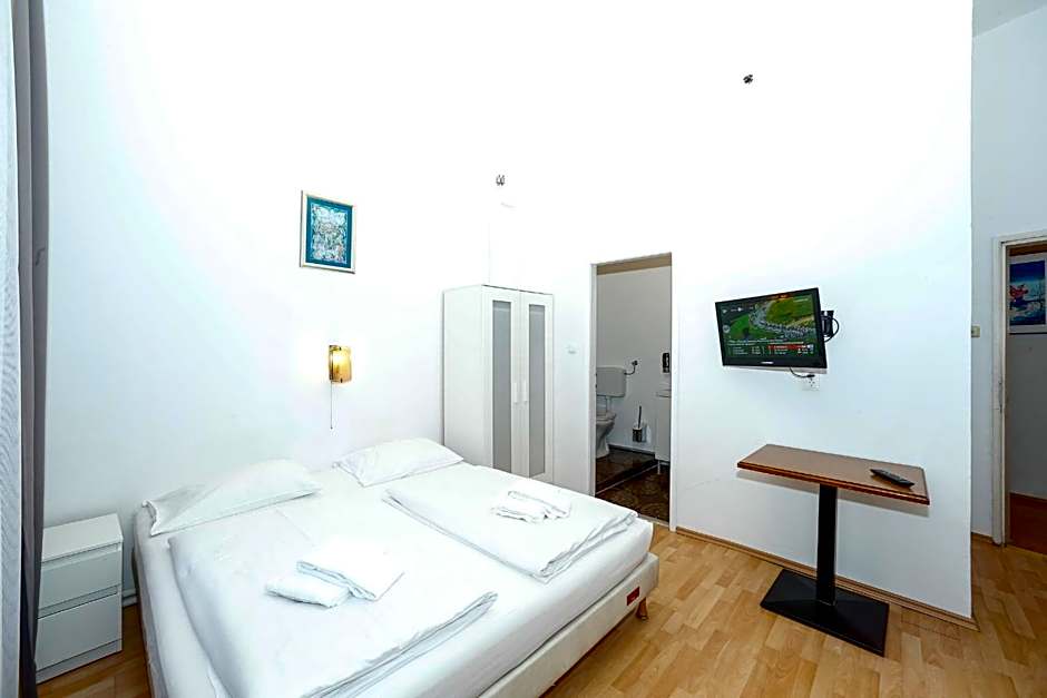 Timeout City Hotel, 5 min to city center, Self Check In