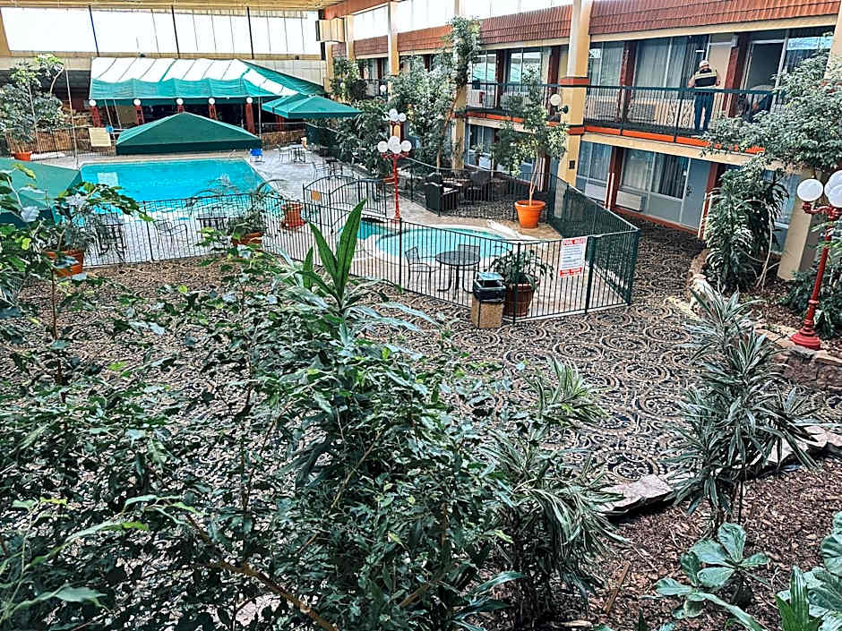 Clarion Inn