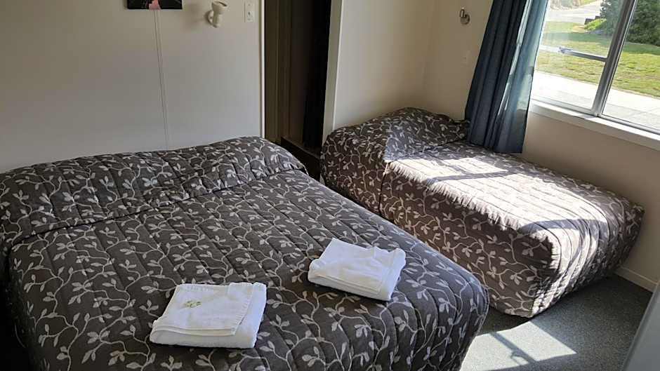 High Country Lodge, Motels & Backpackers