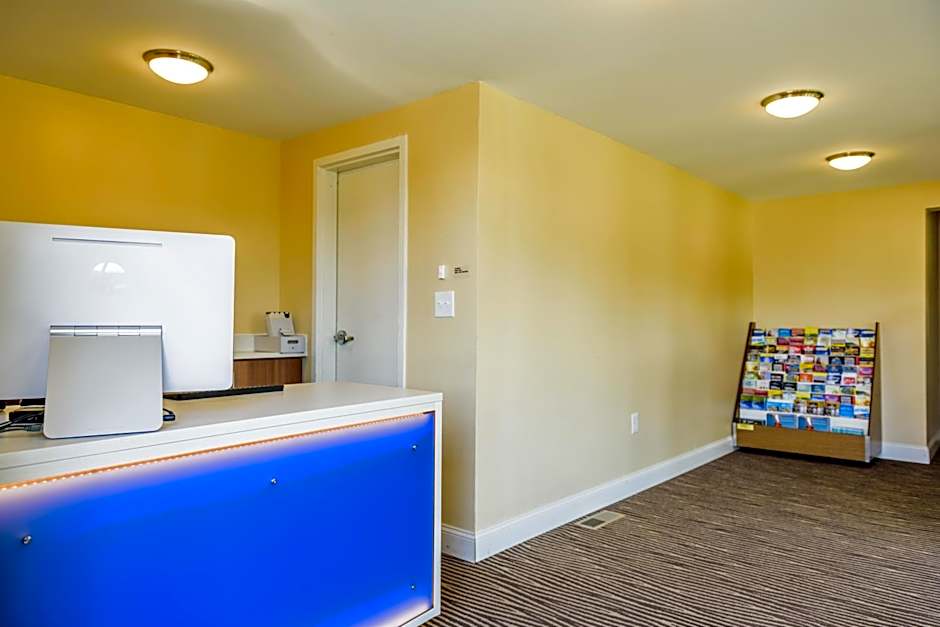 Aarya Hotel By Niagara Fashion Outlets