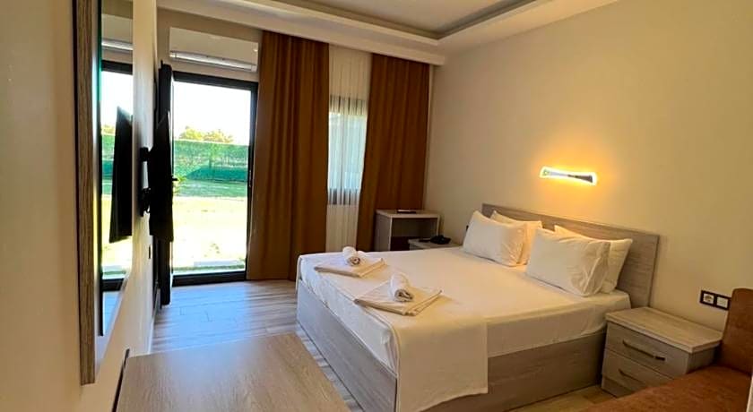 Life Point Hotel