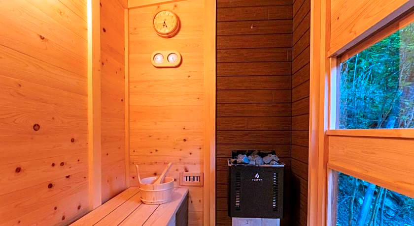 Gamagori Classic Hotel