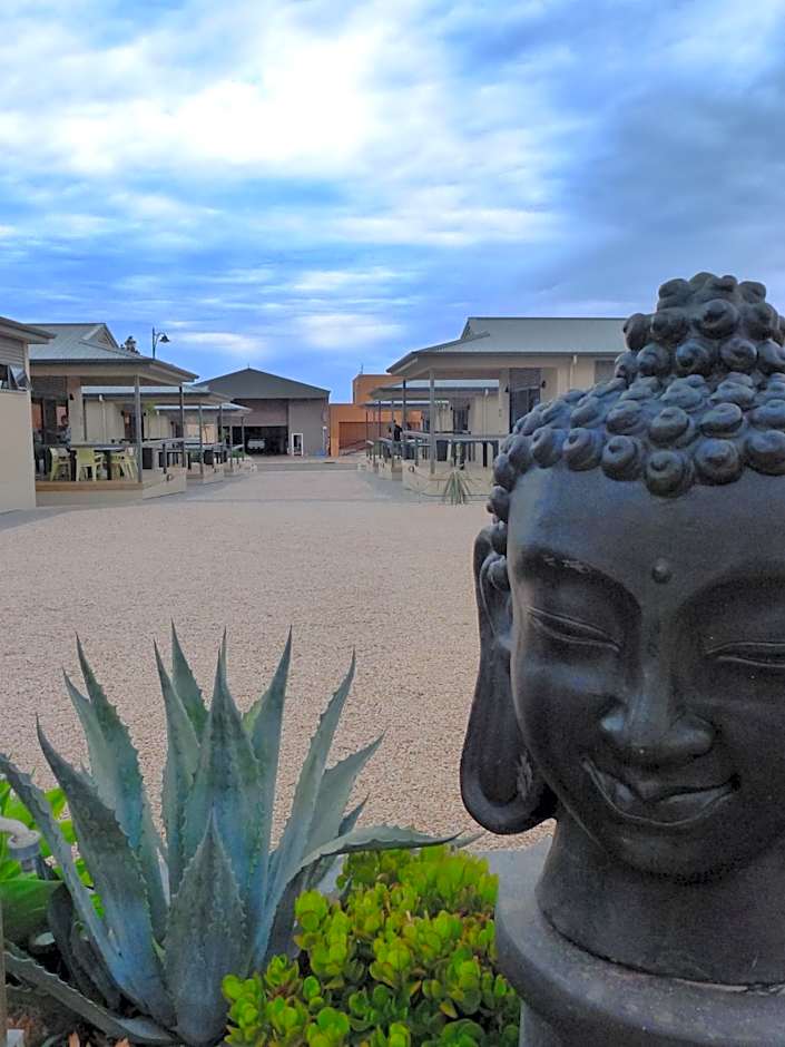 Streaky Bay Motel and Villas