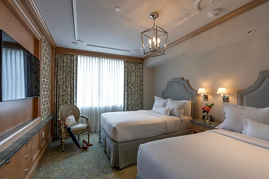 Photo 1 of 5 of Standard Suite