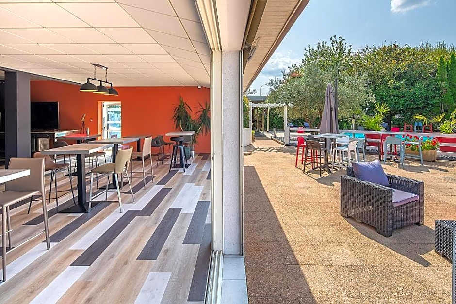 Carré Pau Airport Hôtel