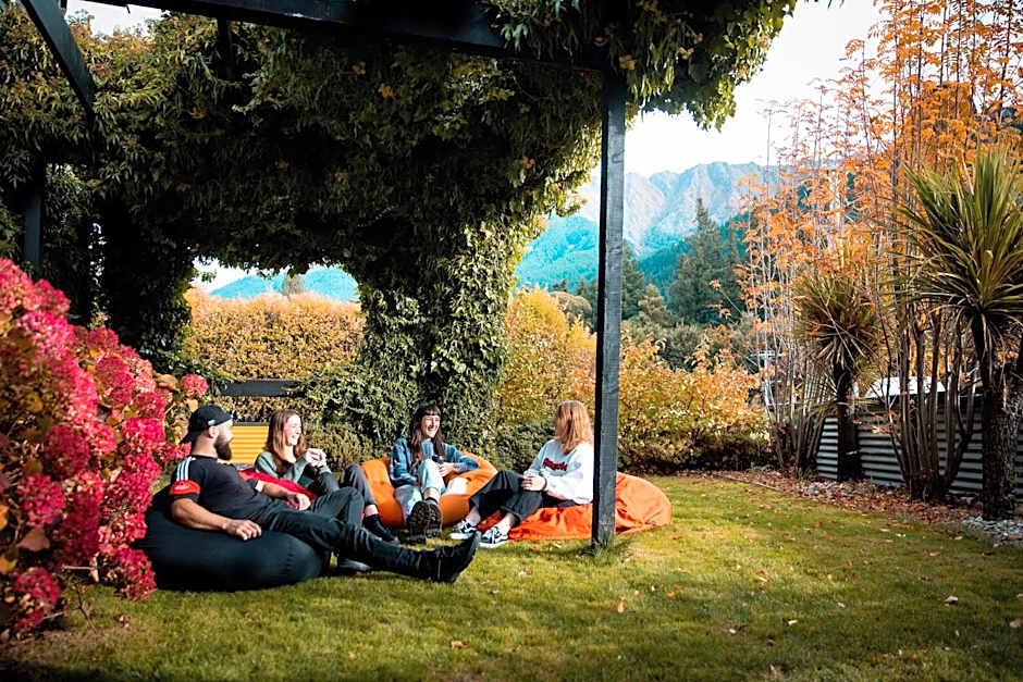 The Black Sheep Backpackers