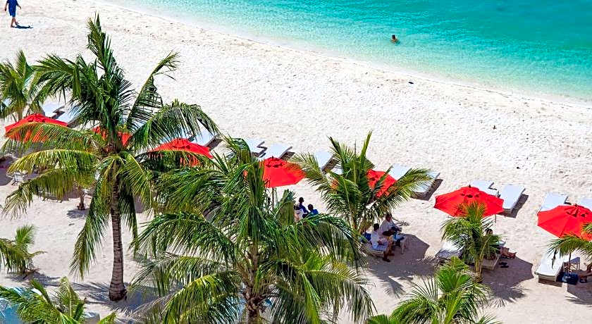 Costabella Tropical Beach Hotel