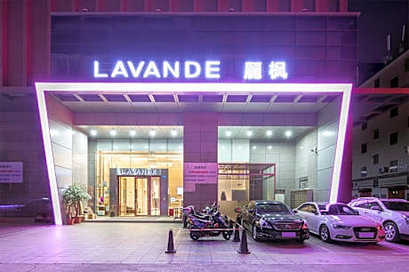 Lavande Hotels·Heyuan Wanlong City
