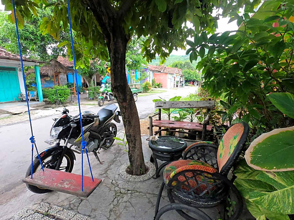 OWL HOSTEL Karimunjawa