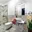 Apart House, Tylna 20