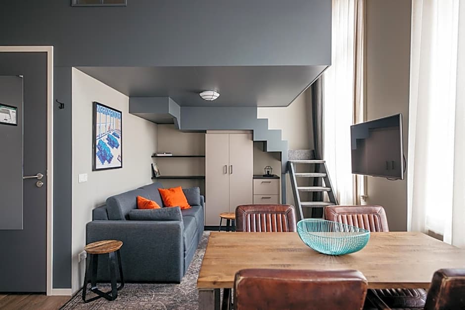 YAYS Amsterdam Maritime by Numa