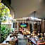 27 Cafe Zanzibar Airport Hotel