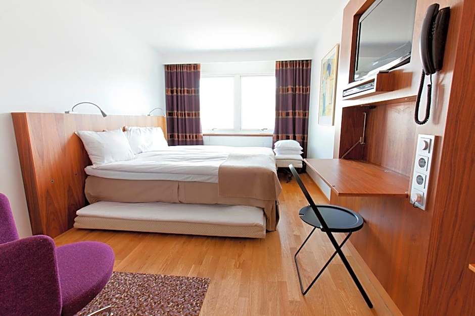 Quality Hotel Grand, Bor